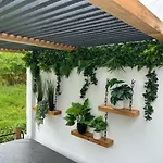 B&c House Furnas (Azores)