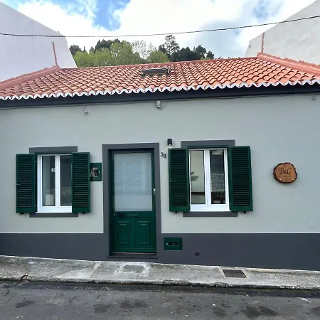B&c Furnas House