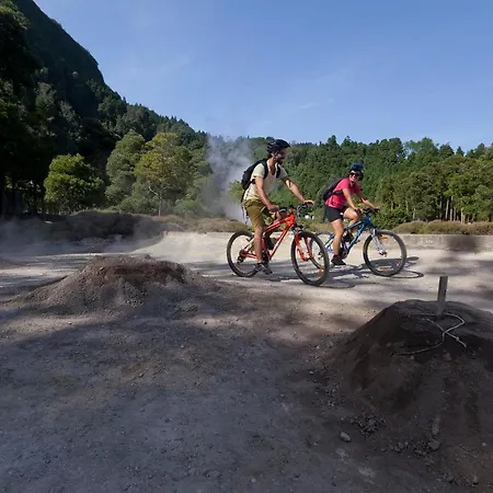 B&c House * פורנס