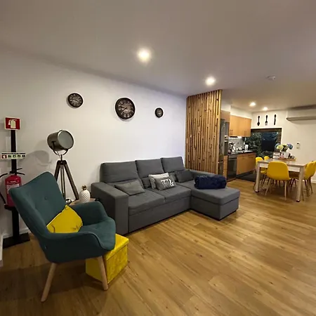 B&c Furnas House